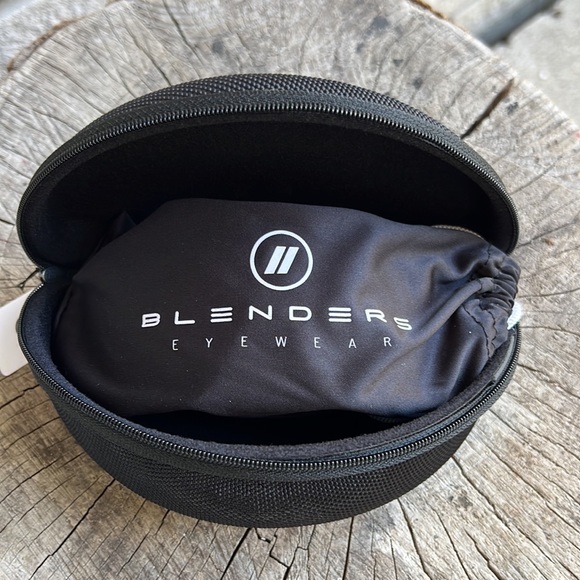 Blenders Eclipse Cloud Racer Sunglasses - Picture 13 of 13